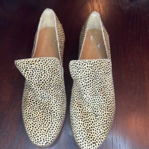 Crown Vintage ladies size 7 shoes. Super cute. Barely worn. From smoke free home